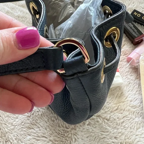 Michael Kors mini bucket bag bundle - Picture 9 of 16